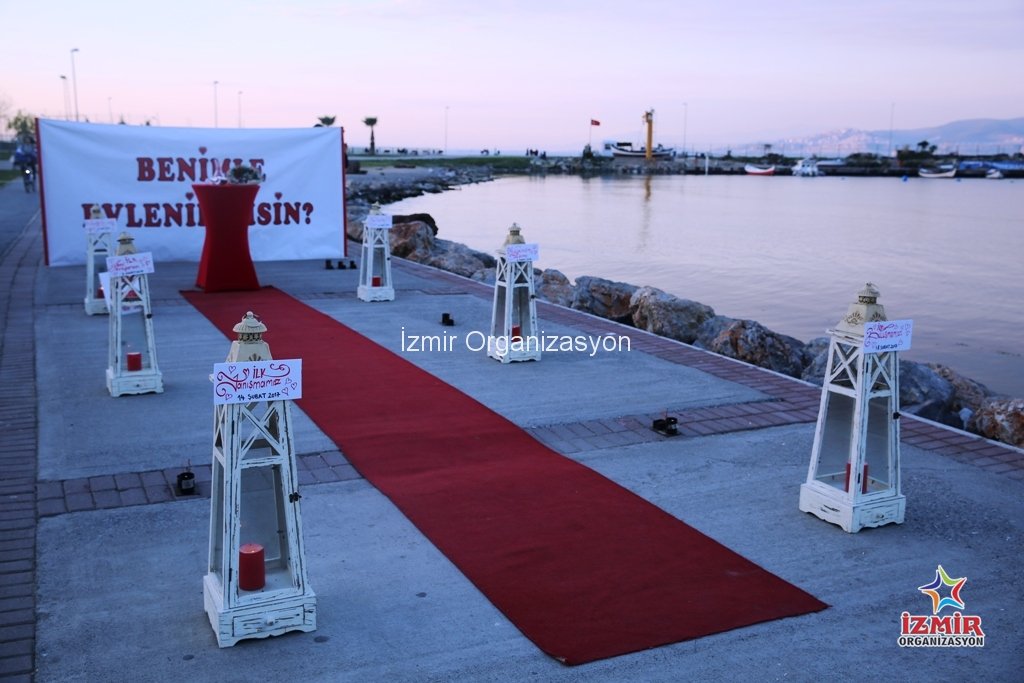 İzmir Organizasyon İnciraltı Evlilik Teklifi Organizasyonu